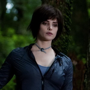 Alice Cullen (11)